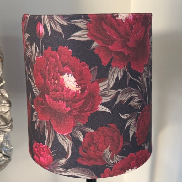Floral Black and Red Table Lamp - Picture 2 of 4